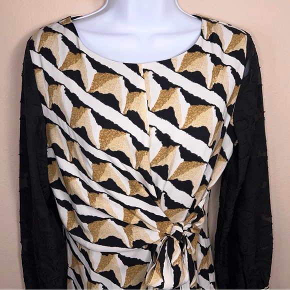 Small THML Dress Long Sleeve Black Beige White Geometric Print Tie Accent - Picture 5 of 15